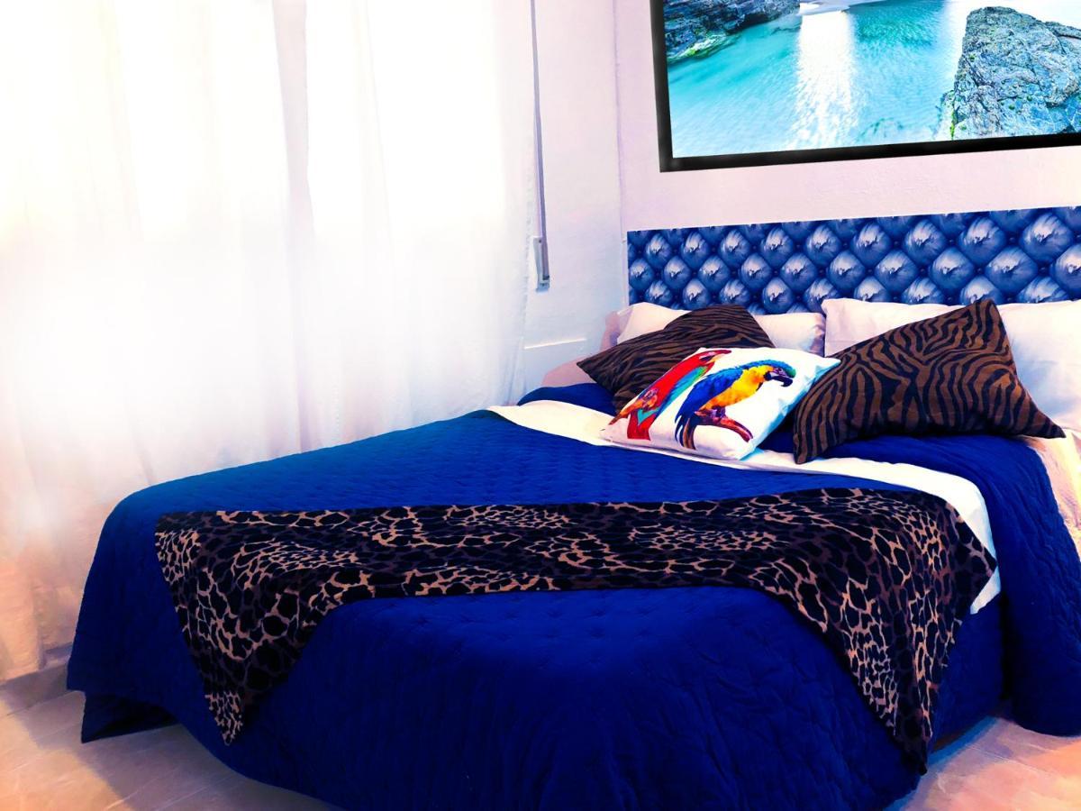Bed and Breakfast La Reina De Gran Via - Parking Tph Madrid Esterno foto